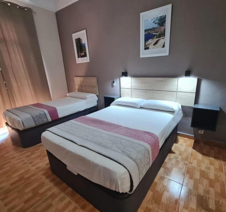 Hostal Miami Madrid Exterior photo