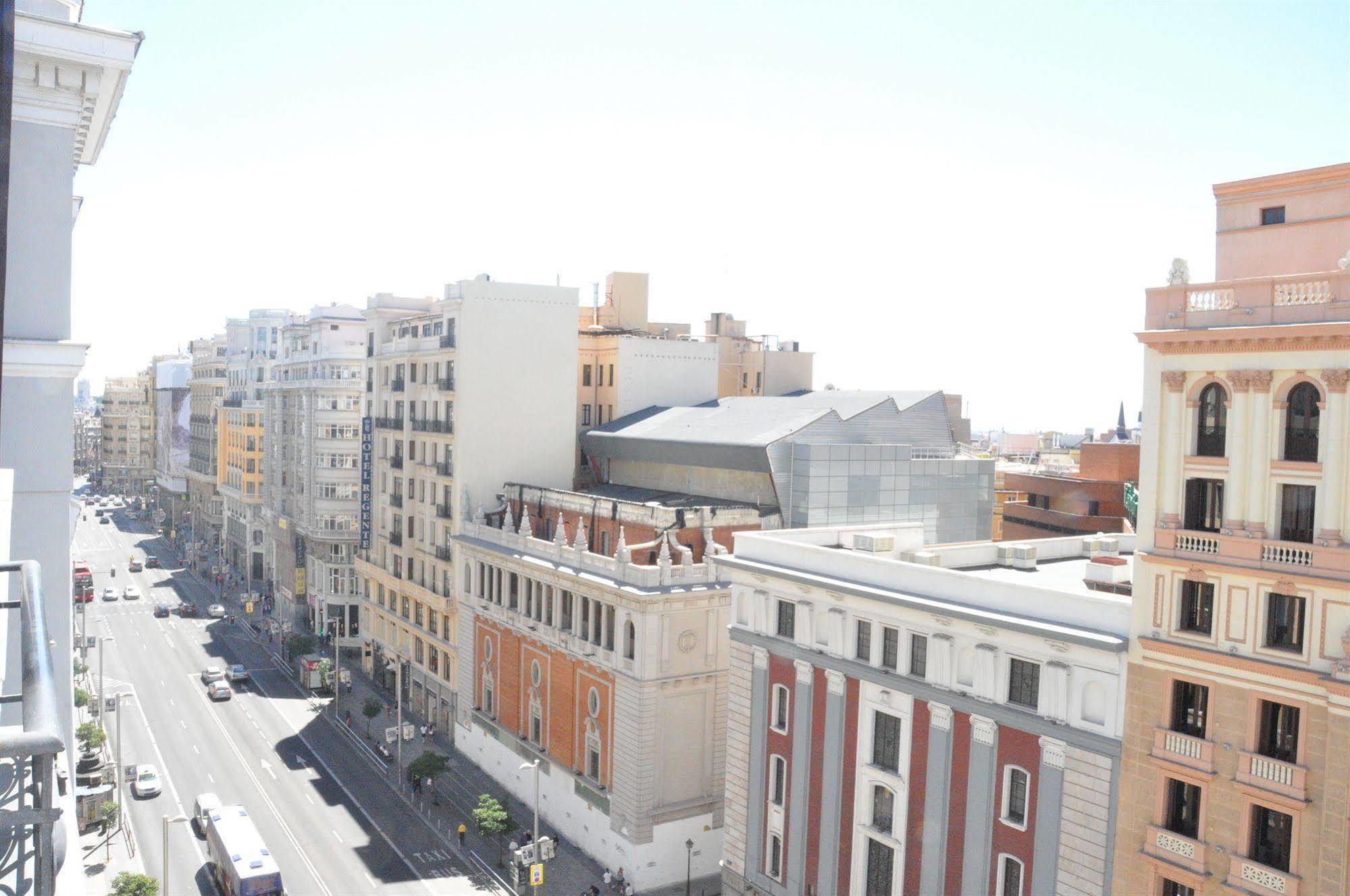 Hostal Miami Madrid Exterior photo